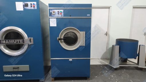 Secador Baumer de 22 kg à gás - Bersan Máquinas Industriais